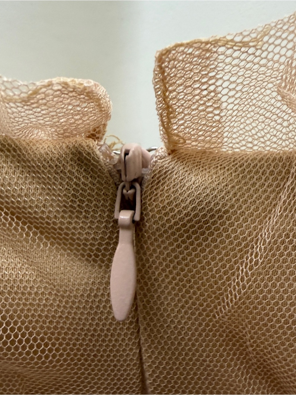 Anthropologie Eva Franco Strapless Ruffled Tulle Maxi Dress in Blush Size 16 - Picture 7 of 10